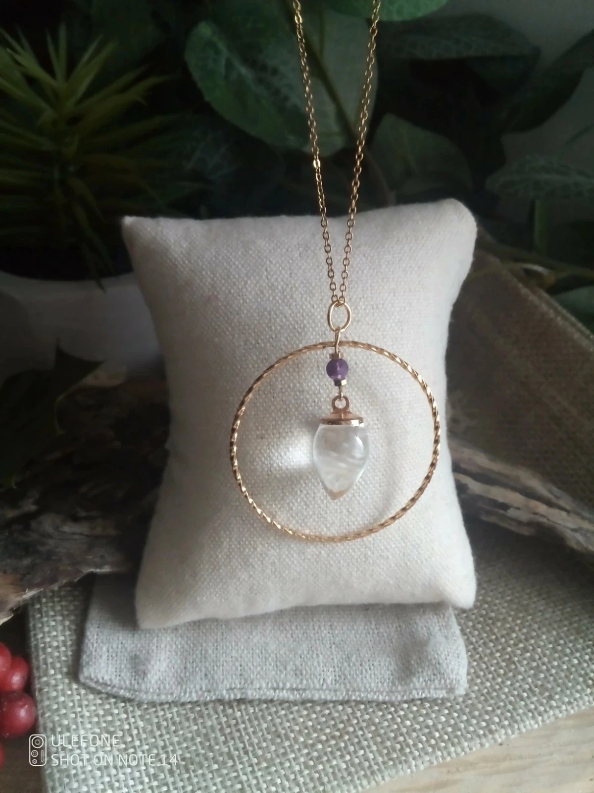 Collier bohème pointe de cristal de roche et améthyste 💜.